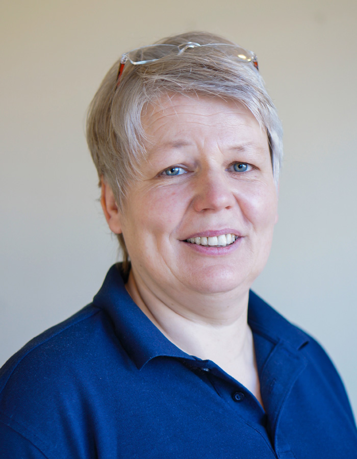 zahnarztpraxis_vreden_kovermann_lupfer_leifkes_gehlhaar_teamfoto_7 Andrea Hermesmeyer
